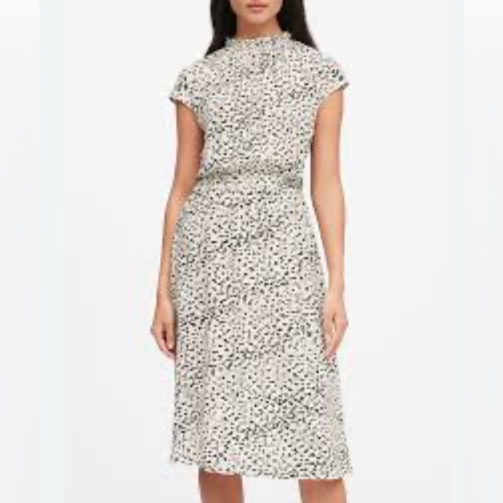 NWOT Banana Republic Dress White & Black Dot Midi Fit & Flare Dress Petite 8